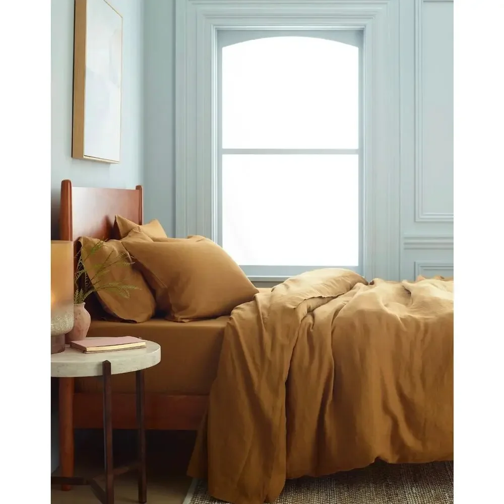 Quince nwot european